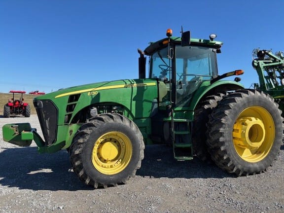 2008 John Deere 8130 Equipment Image0