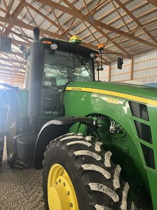 Main image John Deere 8230