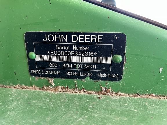 Image of John Deere 830 equipment image 1