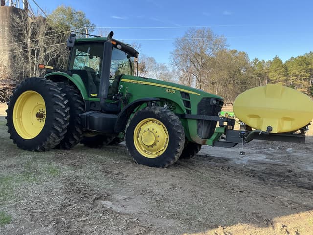 Image of John Deere 8330 equipment image 1