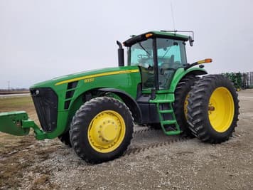 Main image John Deere 8330