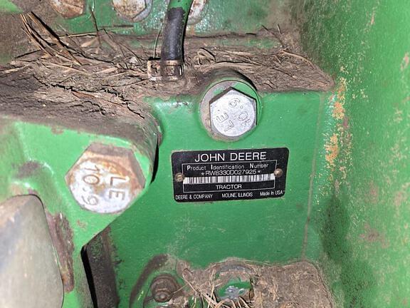 Image of John Deere 8330 equipment image 4