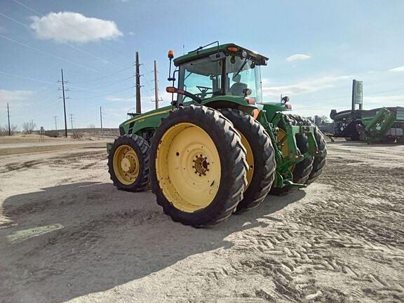 Image of John Deere 8330 equipment image 2