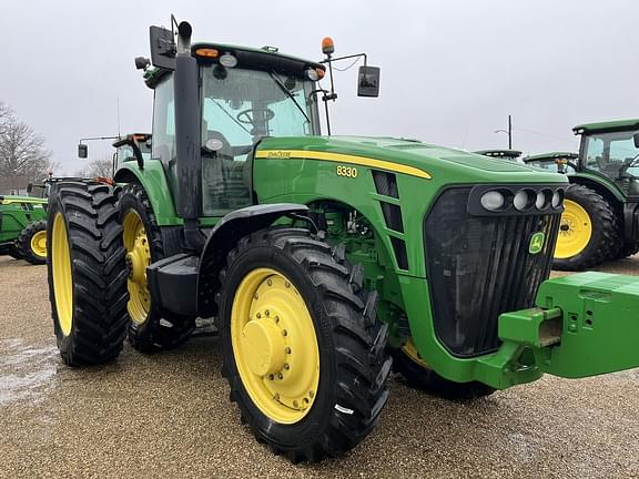 Image of John Deere 8330 equipment image 2