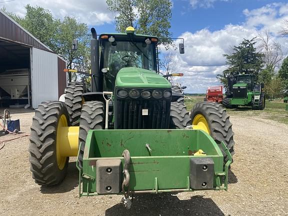 Image of John Deere 8330 equipment image 2
