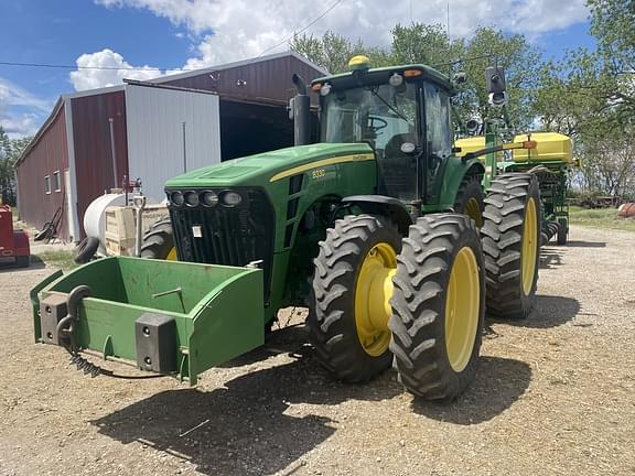 Image of John Deere 8330 equipment image 3