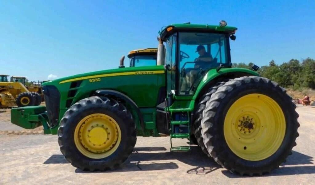 Image of John Deere 8330 Primary image