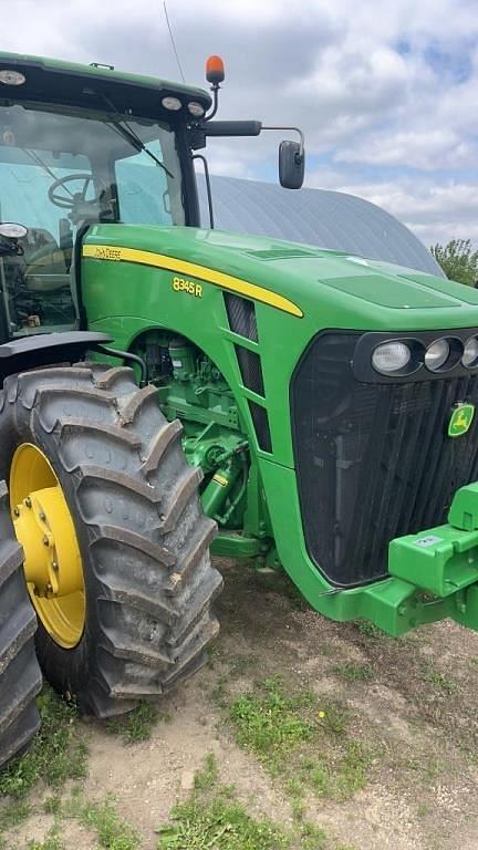Image of John Deere 8345R equipment image 2