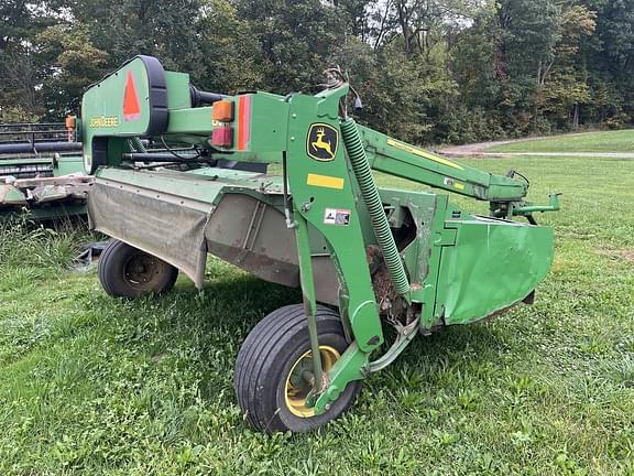 Image of John Deere 835 equipment image 3