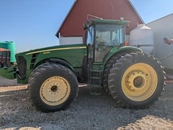 Image of John Deere 8430 equipment image 4
