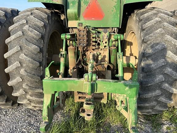 Image of John Deere 8430 equipment image 4