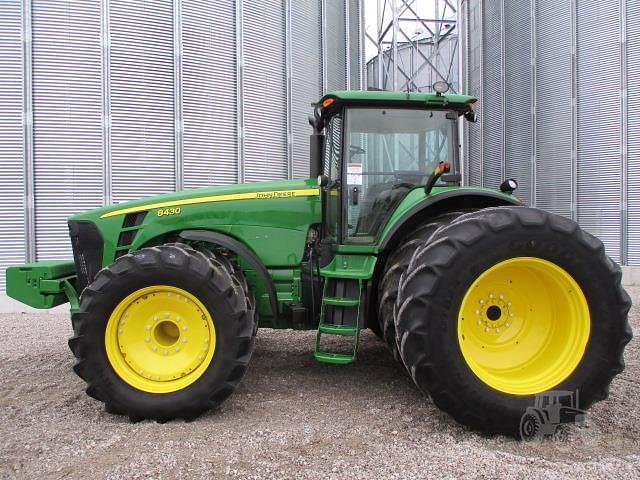 Image of John Deere 8430 equipment image 2