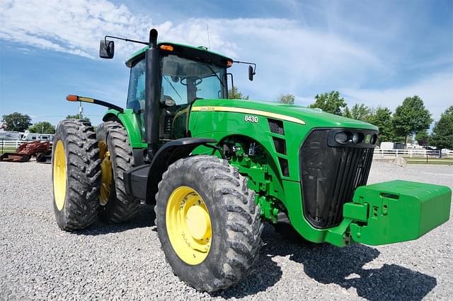 Image of John Deere 8430 equipment image 1