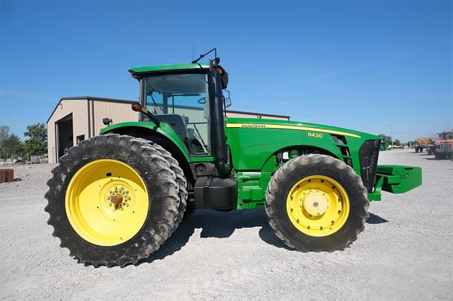 Image of John Deere 8430 equipment image 2