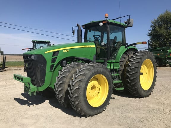 Main image John Deere 8430