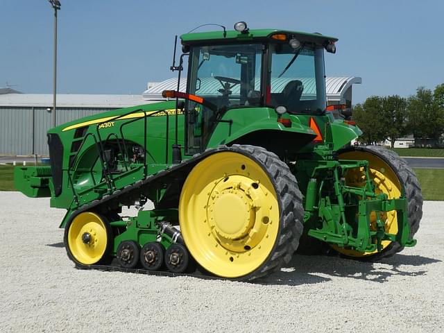 Image of John Deere 8430T equipment image 2