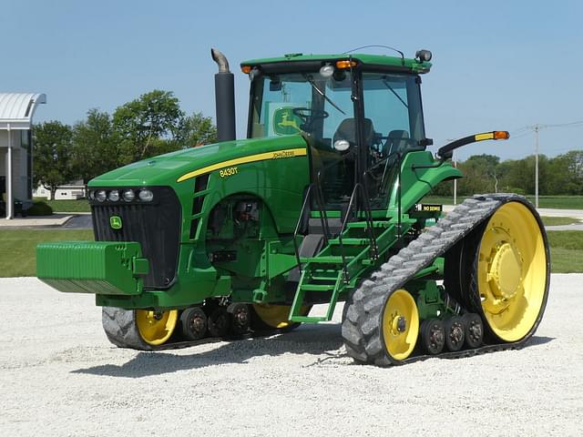 Image of John Deere 8430T equipment image 4