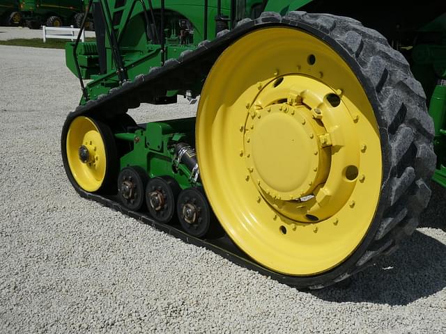Image of John Deere 8430T equipment image 3