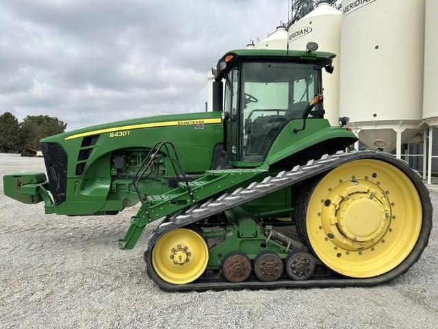 Image of John Deere 8430T equipment image 2