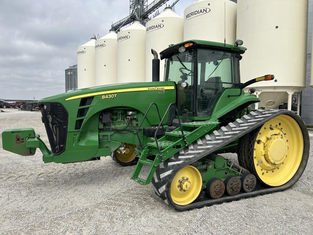 2008 John Deere 8430T Equipment Image0