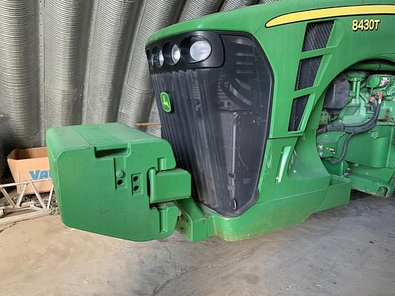 Image of John Deere 8430T equipment image 3