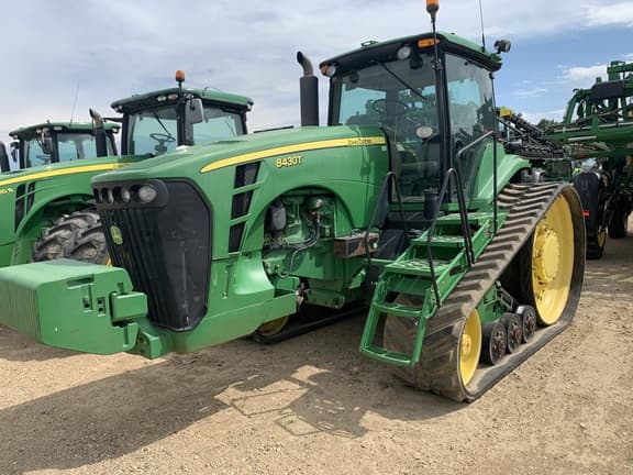 Image of John Deere 8430T equipment image 3