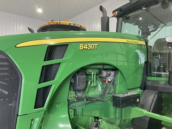 Image of John Deere 8430T equipment image 3