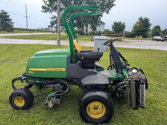 Image of John Deere 8500 equipment image 1