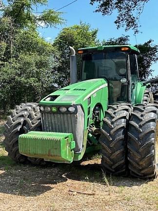 Image of John Deere 8530 equipment image 1