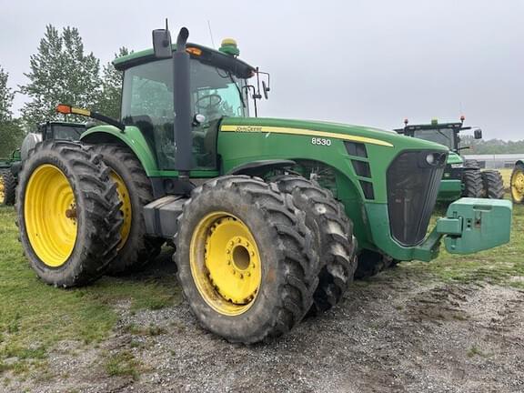 Image of John Deere 8530 equipment image 1