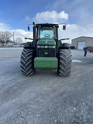 Image of John Deere 8530 equipment image 1