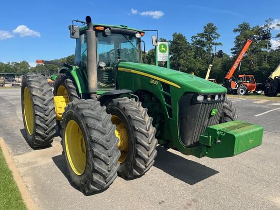 Image of John Deere 8530 equipment image 3