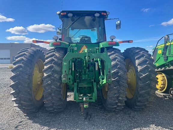 Image of John Deere 8530 equipment image 2