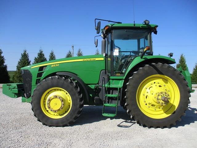 Image of John Deere 8530 equipment image 2