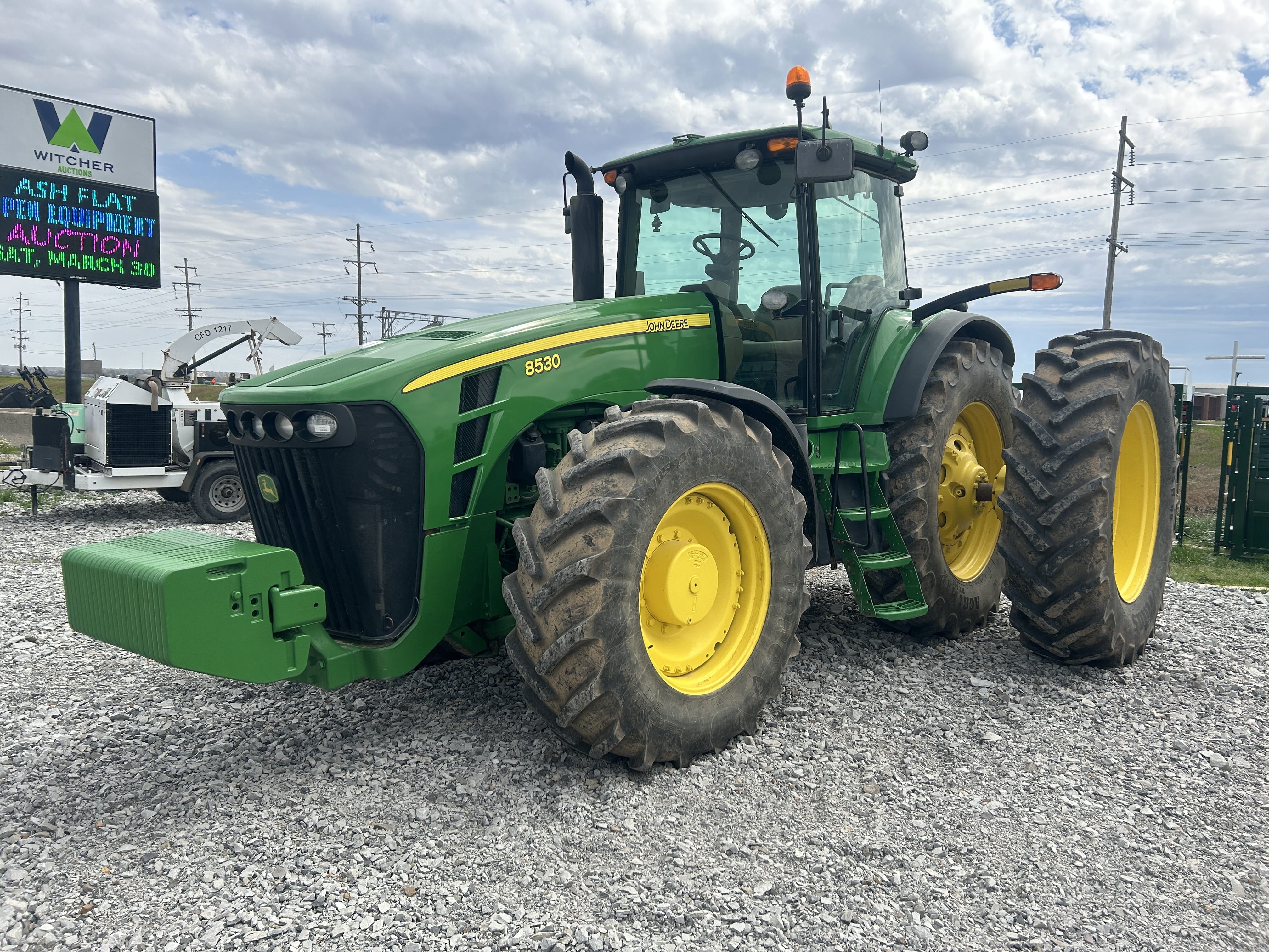 Main image John Deere 8530