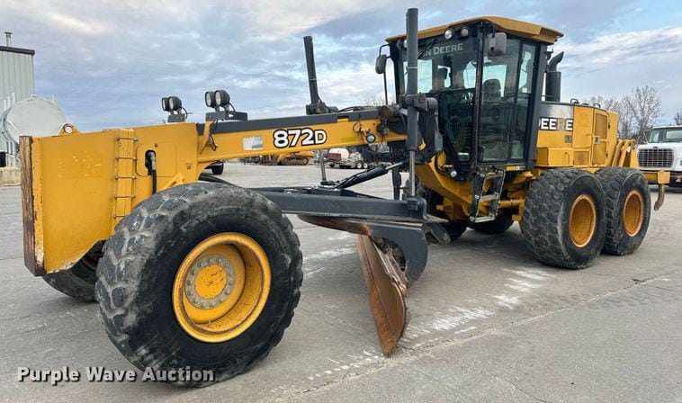 Main image John Deere 872D