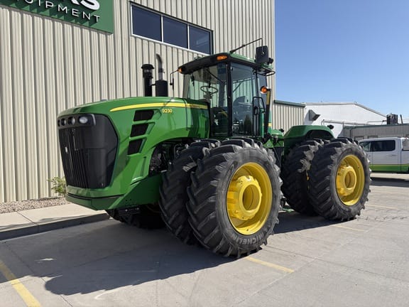 2008 John Deere 9230 Equipment Image0