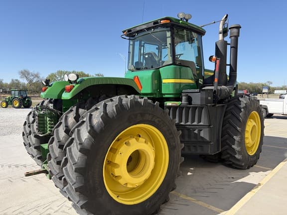 Image of John Deere 9230 equipment image 2