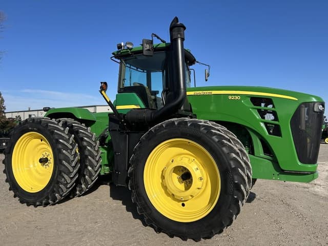 Image of John Deere 9230 equipment image 1