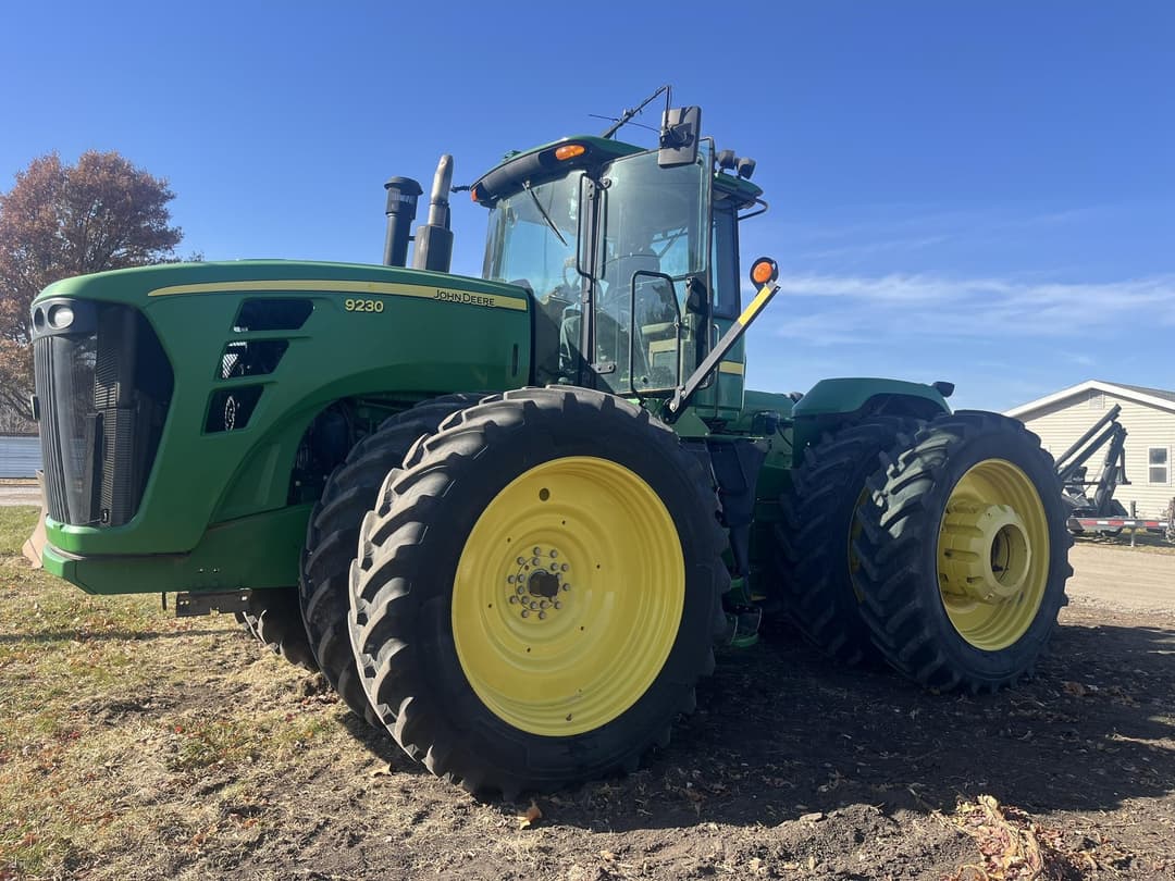 Image of John Deere 9230 Primary image