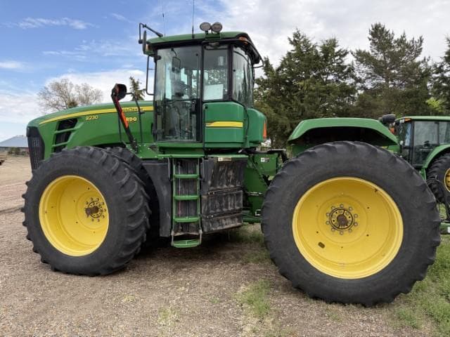 Image of John Deere 9230 equipment image 4