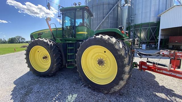 Image of John Deere 9230 equipment image 1