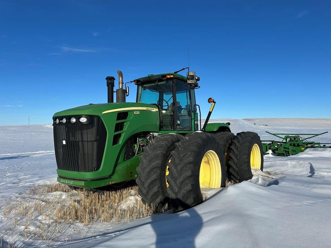 Image of John Deere 9230 Primary image