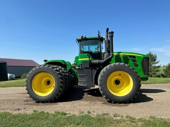 Main image John Deere 9330