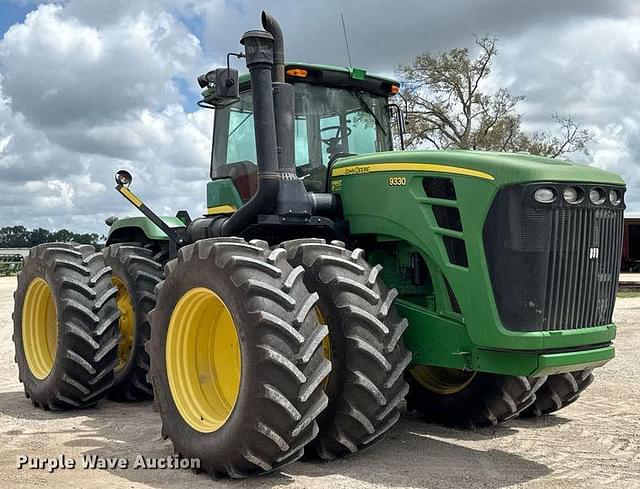 Image of John Deere 9330 equipment image 2