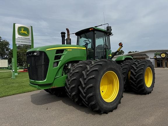 Image of John Deere 9330 Primary image