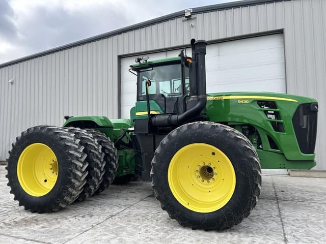 Image of John Deere 9430 equipment image 1