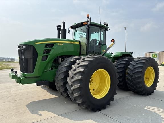 Image of John Deere 9530 equipment image 3
