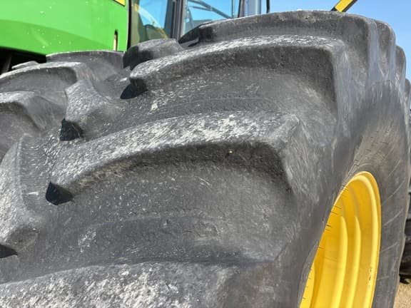 Image of John Deere 9530 equipment image 4