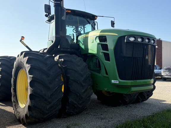 Image of John Deere 9530 Primary image
